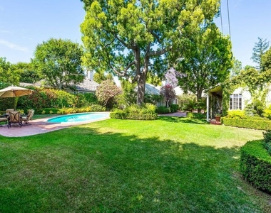 511 N Bristol Avenue - Photo Thumbnail 31