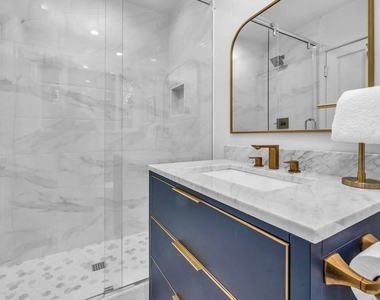 511 N Bristol Avenue - Photo Thumbnail 18