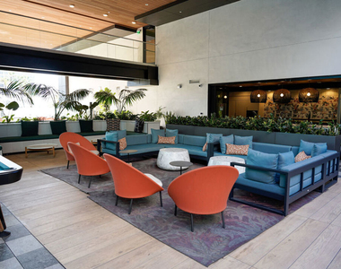 250 E Broadway - Photo Thumbnail 25