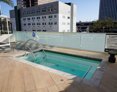 250 E Broadway - Photo Thumbnail 35