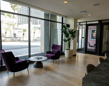 250 E Broadway - Photo Thumbnail 29