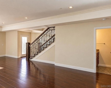1657 Coronado Avenue - Photo Thumbnail 22