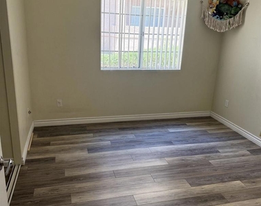 17161 Alva Road - Photo Thumbnail 9