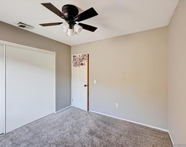 4341 Arbor Cove - Photo Thumbnail 12