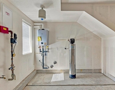 14511 Dunleer Way - Photo Thumbnail 11