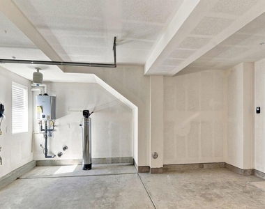 14511 Dunleer Way - Photo Thumbnail 10