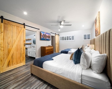 7375 Eads Ave. - Photo Thumbnail 20