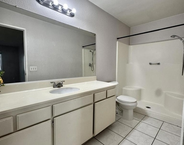 151 Majestic Court - Photo Thumbnail 9