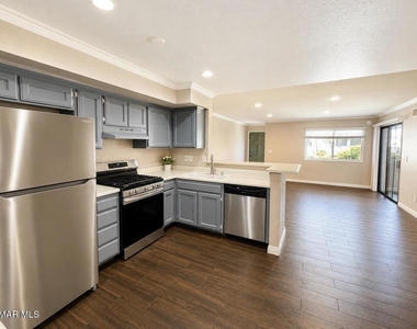 151 Majestic Court - Photo Thumbnail 2