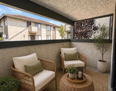 151 Majestic Court - Photo Thumbnail 14