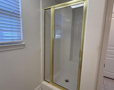 1596 Blue Canyon Street - Photo Thumbnail 16