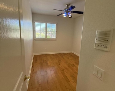 1596 Blue Canyon Street - Photo Thumbnail 34