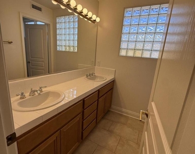 1596 Blue Canyon Street - Photo Thumbnail 38