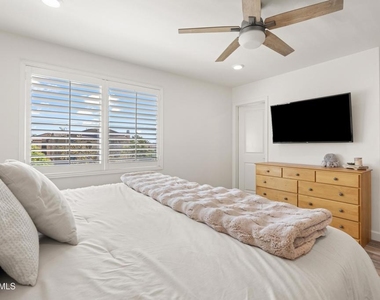 391 Townsite Promenade - Photo Thumbnail 15