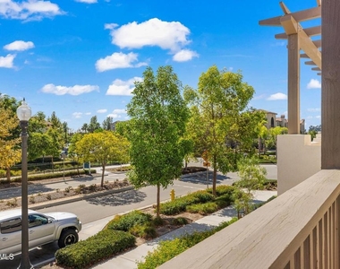 391 Townsite Promenade - Photo Thumbnail 8