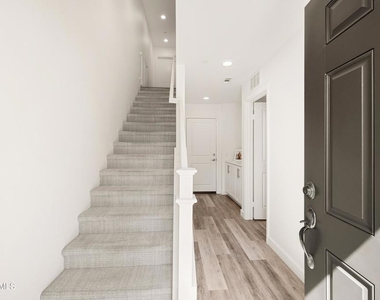 391 Townsite Promenade - Photo Thumbnail 1
