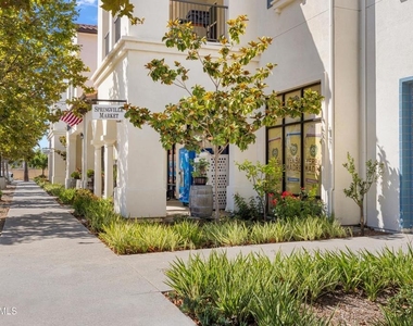 391 Townsite Promenade - Photo Thumbnail 26