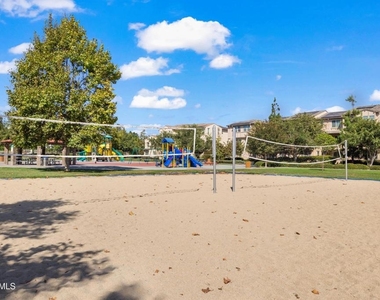 391 Townsite Promenade - Photo Thumbnail 29