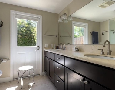2292 Hillsbury Road - Photo Thumbnail 16