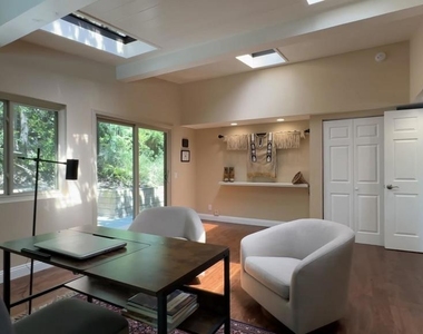 2292 Hillsbury Road - Photo Thumbnail 10