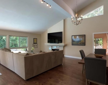 2292 Hillsbury Road - Photo Thumbnail 4
