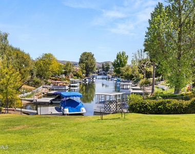 3805 Mainsail Circle - Photo Thumbnail 31
