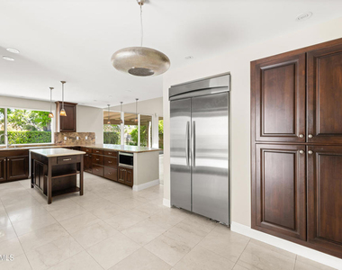 3805 Mainsail Circle - Photo Thumbnail 10