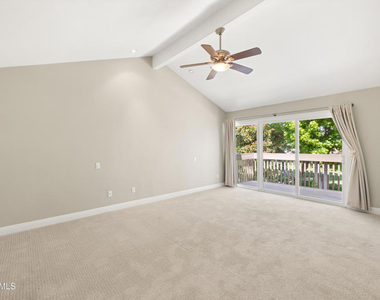 3805 Mainsail Circle - Photo Thumbnail 17
