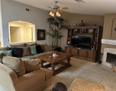 49720 Lincoln Drive - Photo Thumbnail 7