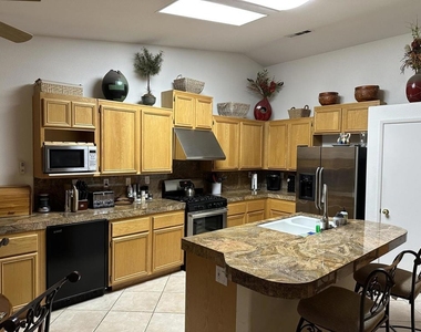 49720 Lincoln Drive - Photo Thumbnail 4