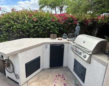 49720 Lincoln Drive - Photo Thumbnail 2