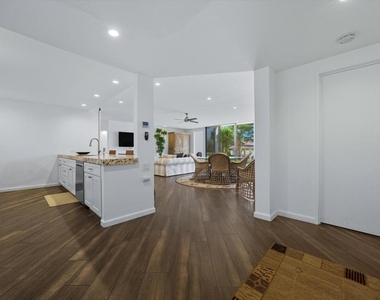 900 Island Drive - Photo Thumbnail 8