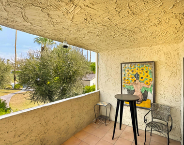 5300 E Waverly Drive - Photo Thumbnail 12