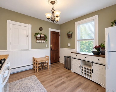 2 Linwood Avenue - Photo Thumbnail 21