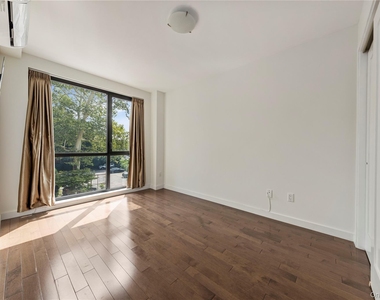 43-12 214 Place - Photo Thumbnail 9