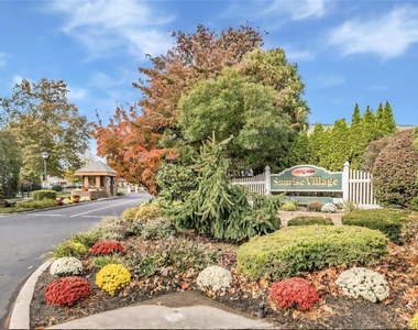 36 Revere Drive - Photo Thumbnail 20