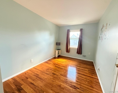 57-53 225th Street - Photo Thumbnail 10