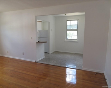 101 Carpenter Avenue - Photo Thumbnail 2