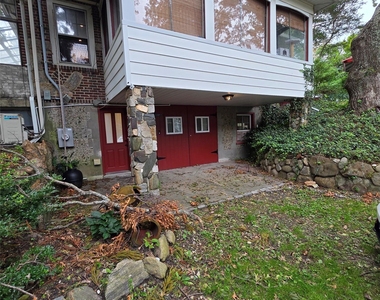 22 Riverhead Road - Photo Thumbnail 1