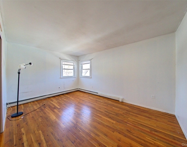 870 Garfield Street - Photo Thumbnail 14
