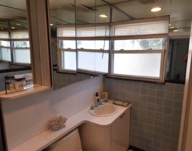 36 Trenton Avenue - Photo Thumbnail 17