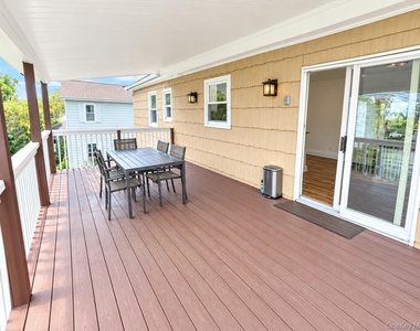14 Oak Street - Photo Thumbnail 3