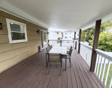 14 Oak Street - Photo Thumbnail 12