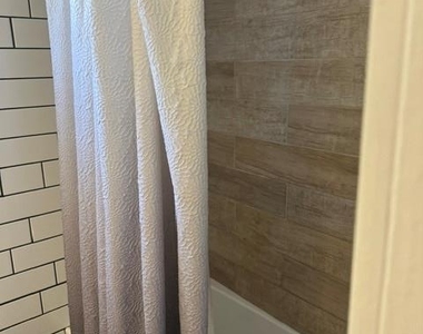 133 Marie Street - Photo Thumbnail 7
