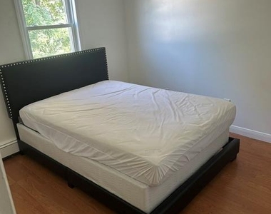 133 Marie Street - Photo Thumbnail 8