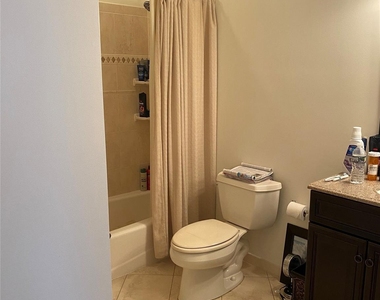 124 Brattle Circle - Photo Thumbnail 12