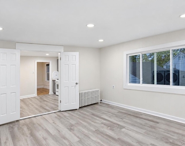 54 Ogden Street - Photo Thumbnail 15