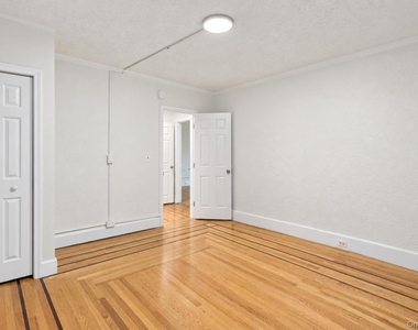 54 Ogden Street - Photo Thumbnail 13