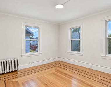 54 Ogden Street - Photo Thumbnail 14