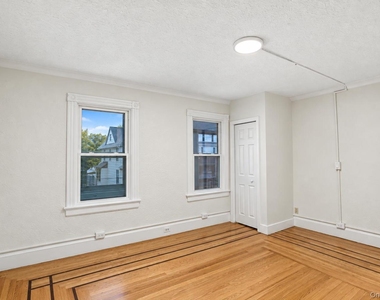 54 Ogden Street - Photo Thumbnail 12